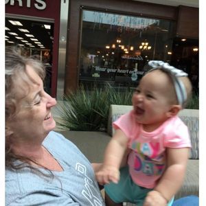 Meet your Posher, Joann